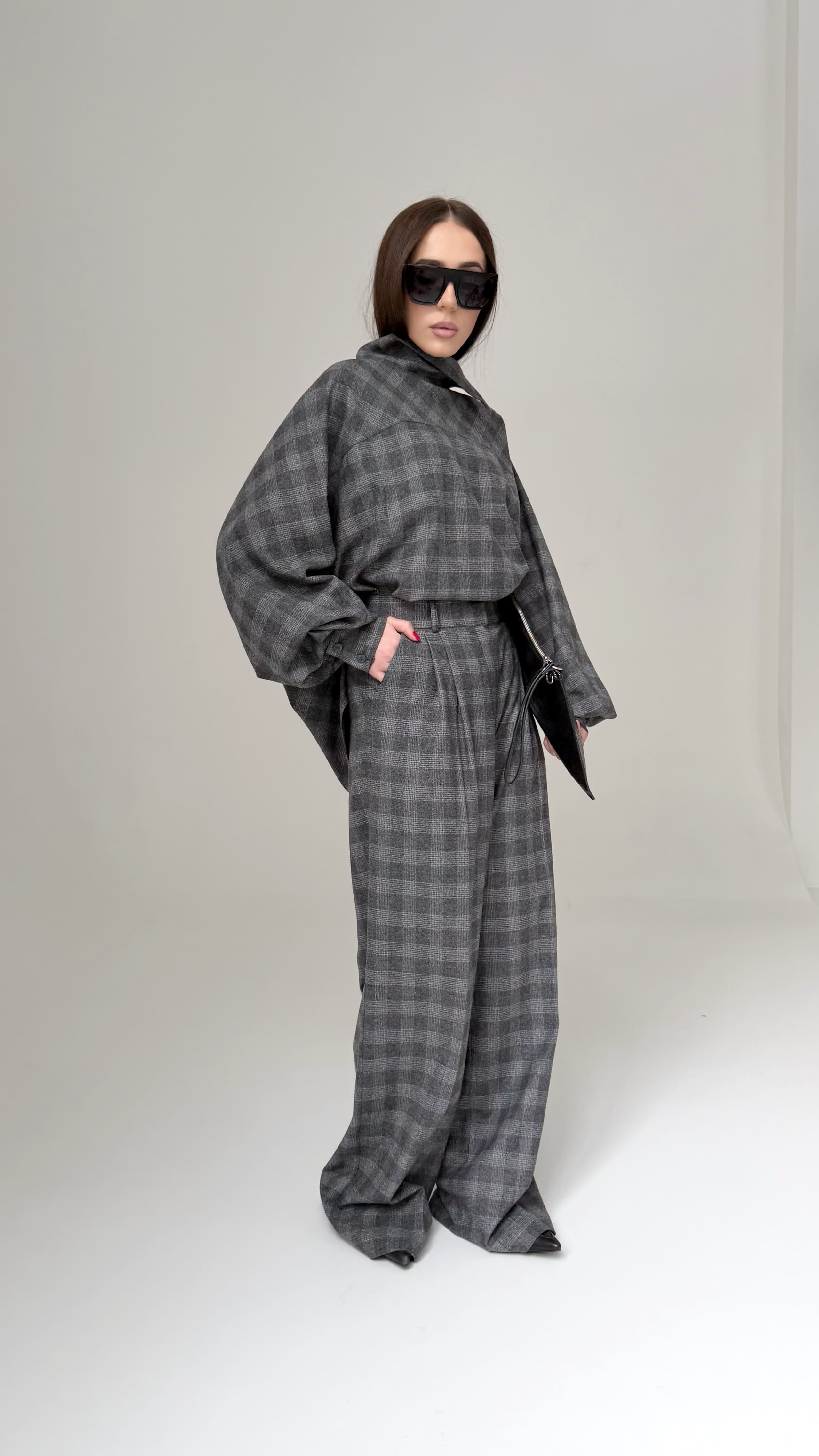 Брюки в клетку — фото 5